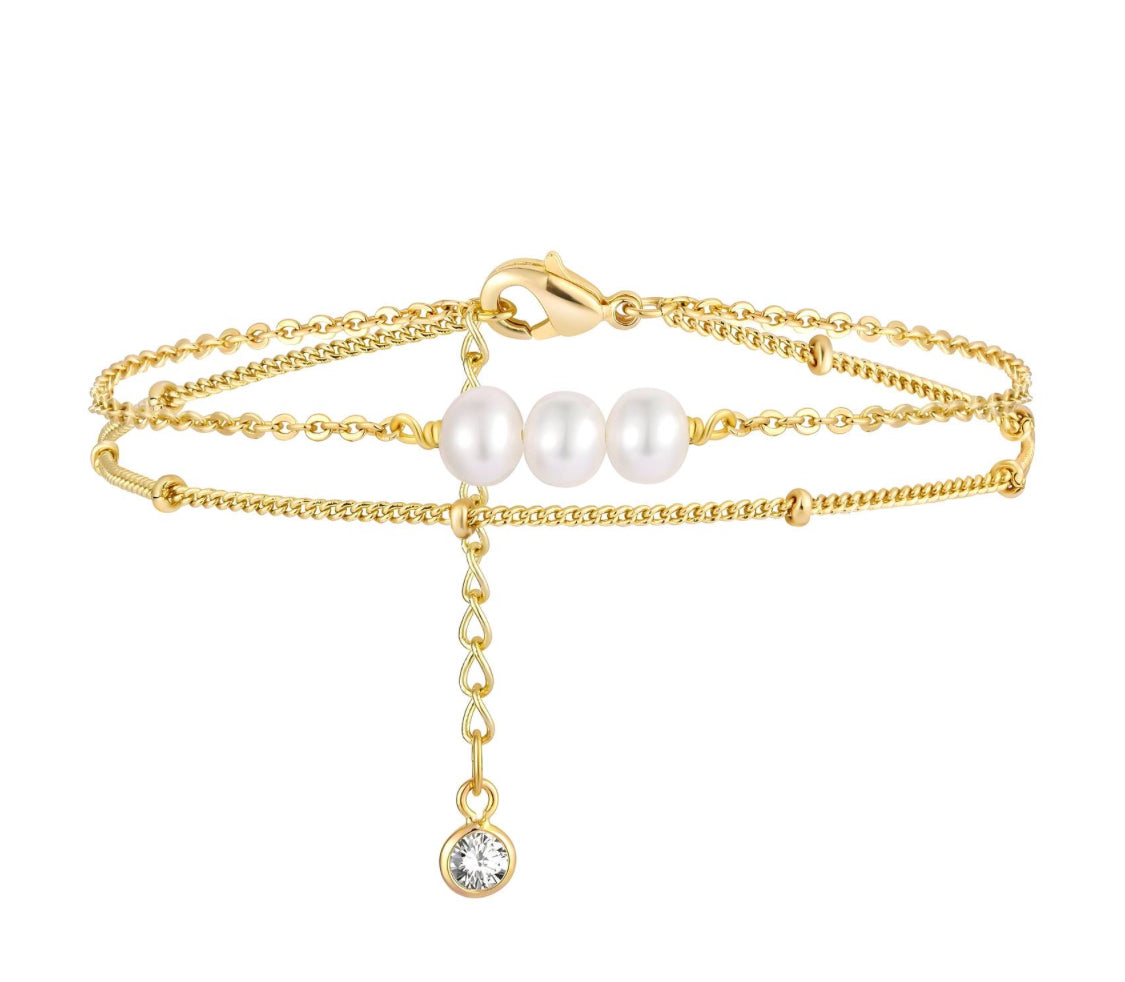 Pearly whites bracelet