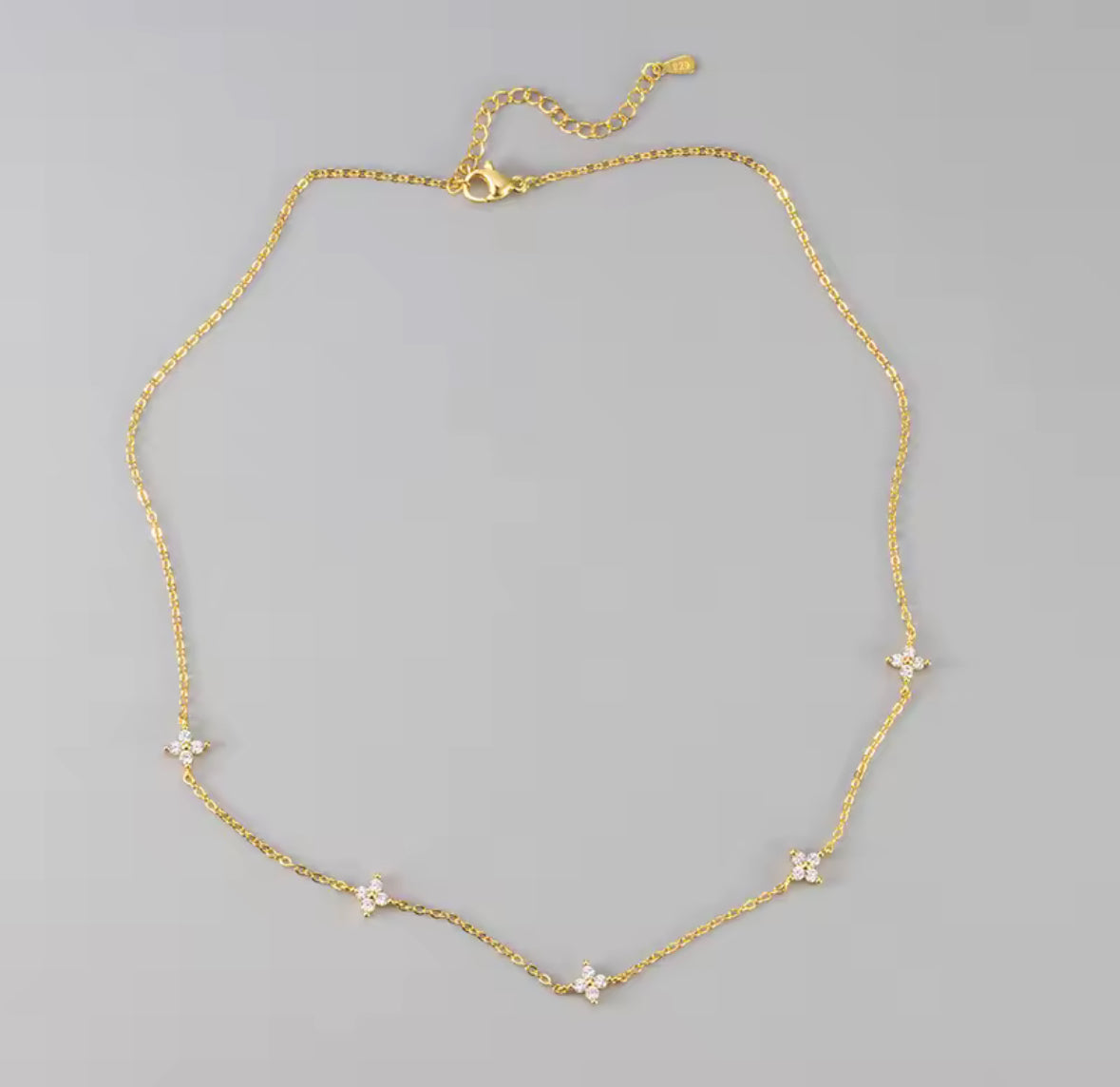 Rosa fine necklace