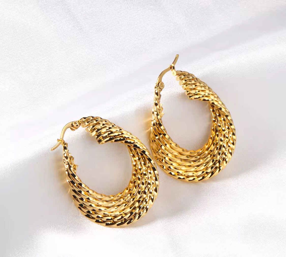 Cindy hoop earrings
