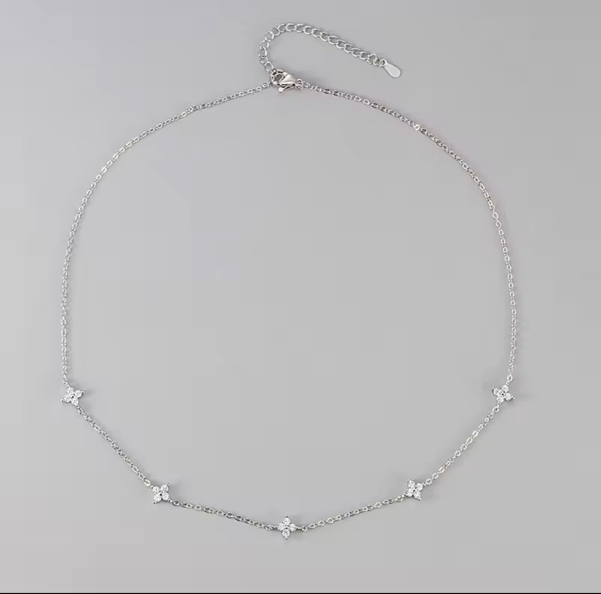 Rosa fine necklace