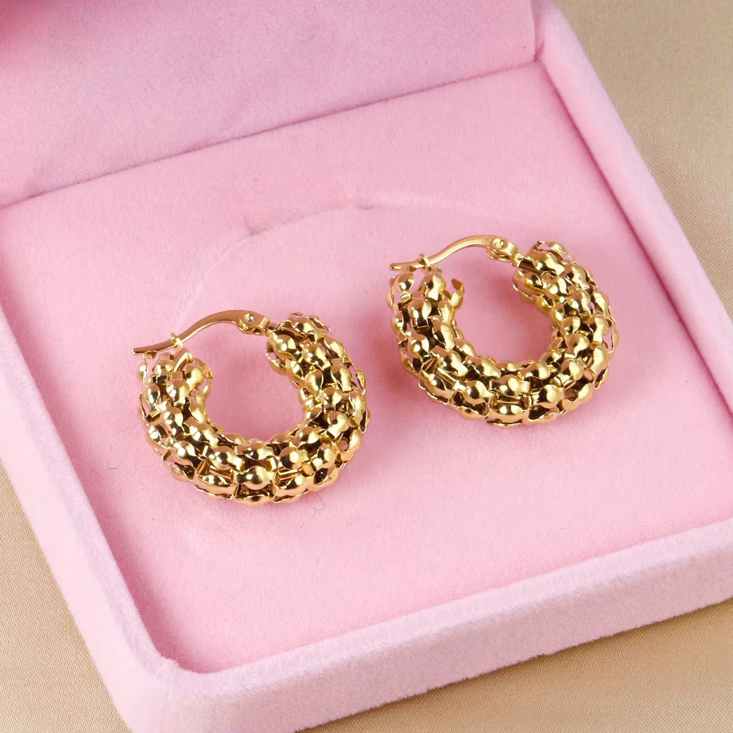 Claire hoop earrings